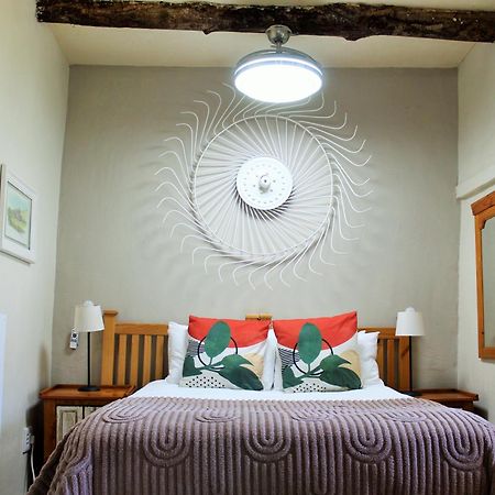 Blue Cow Barn - Boutique Farm Guest House Barrydale Bagian luar foto