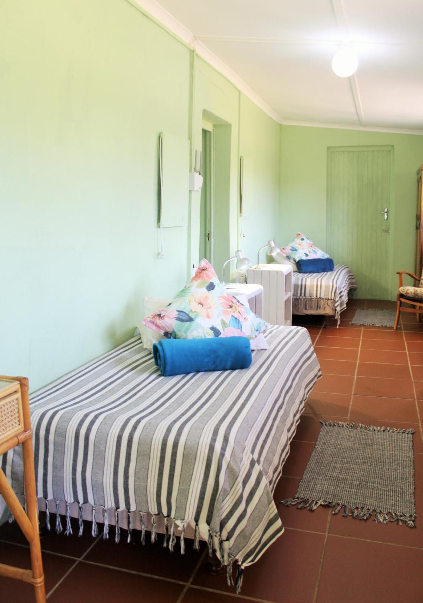 Blue Cow Barn - Boutique Farm Guest House Barrydale Bagian luar foto